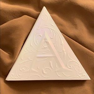 Kay Von D Alchemy Holographic Palette